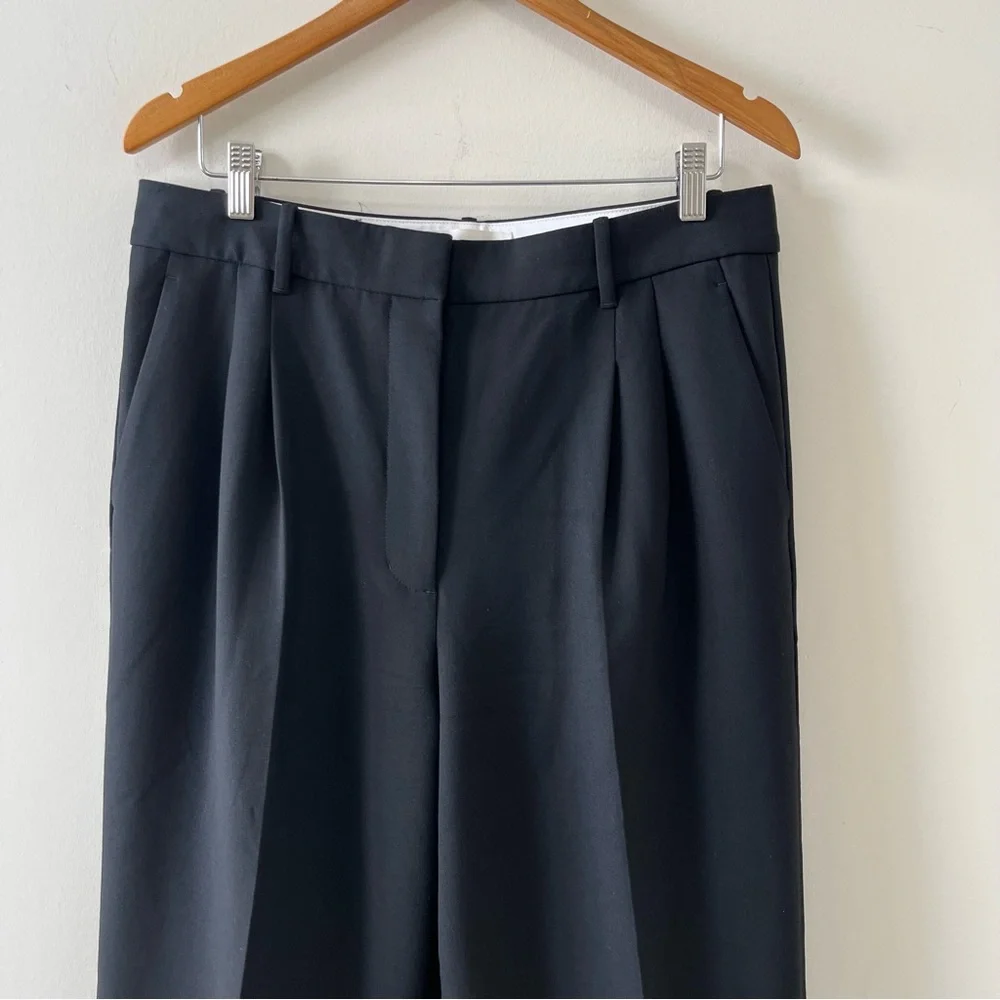 Aritzia The Effortless Pant - Picture 7 of 13